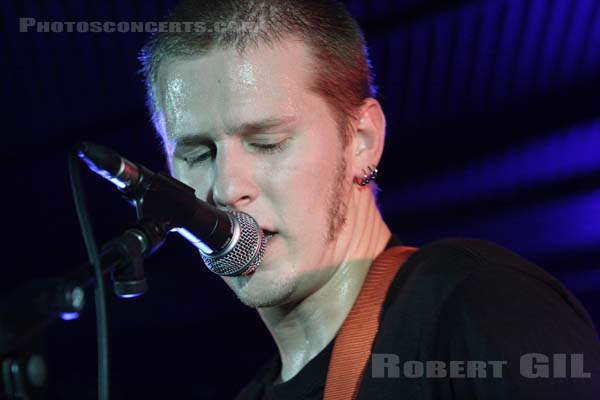 UVR - 2005-09-29 - PARIS - Batofar - 
